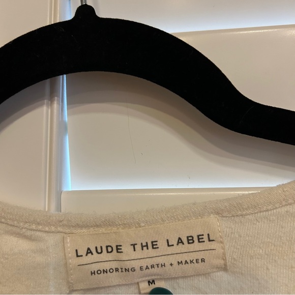 Laude the Label Cropped Crew Neck Tee Shirt Ivory Size Medium - Picture 3 of 5